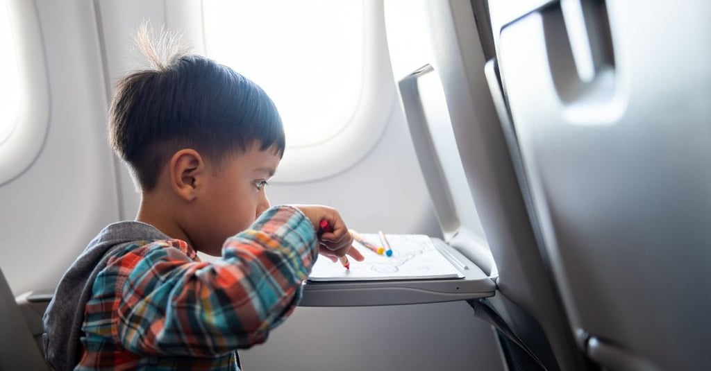 Bien préparer son enfant avant un long voyage