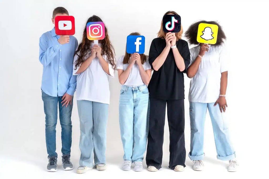 Inscription sur les réseaux sociaux interdite avant 15 ans