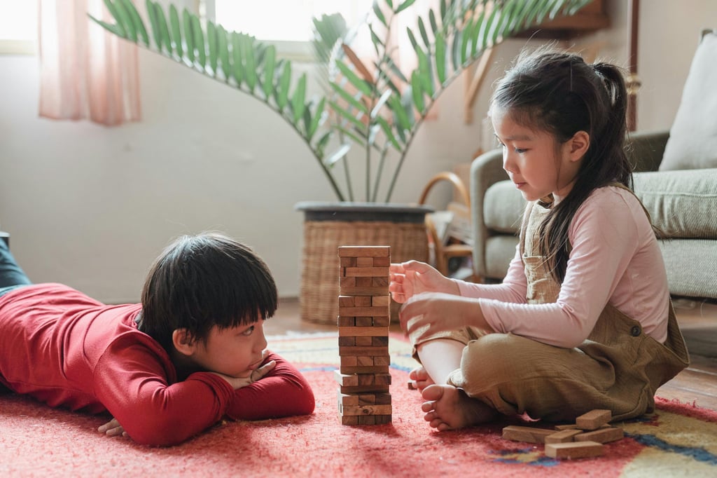 Les jeux de construction, des alliés insoupçonnés pour le développement de bébé