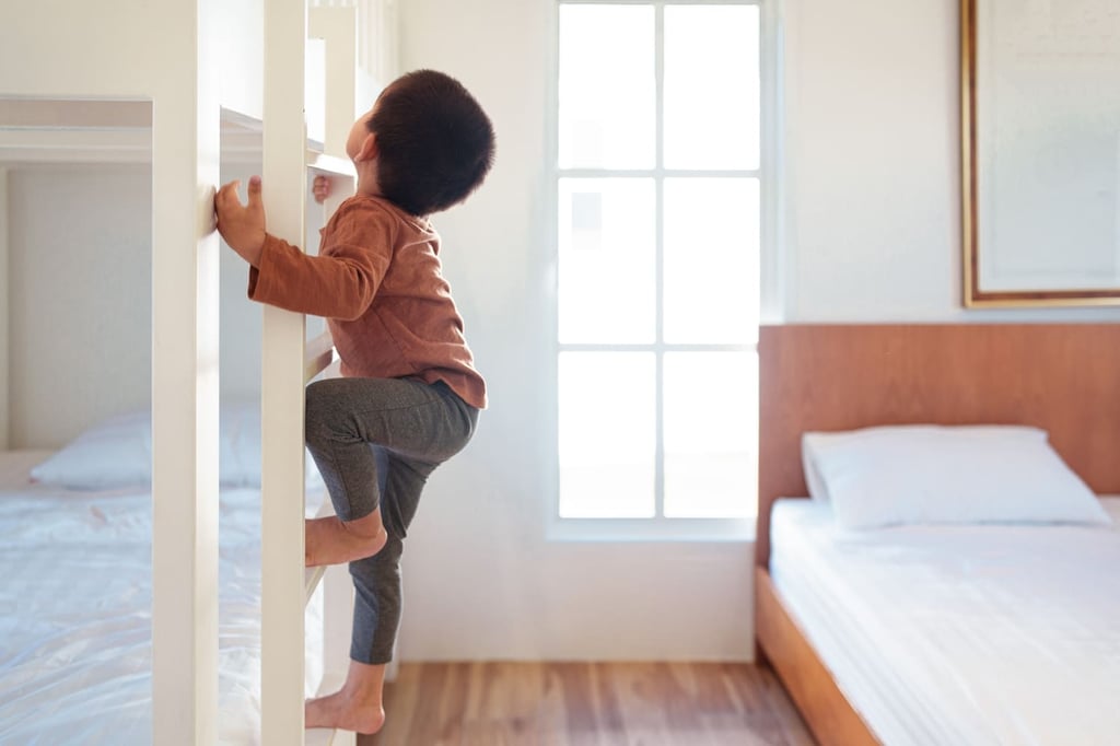 Optimiser l'espace et améliorer le sommeil avec un lit superposé 3 places