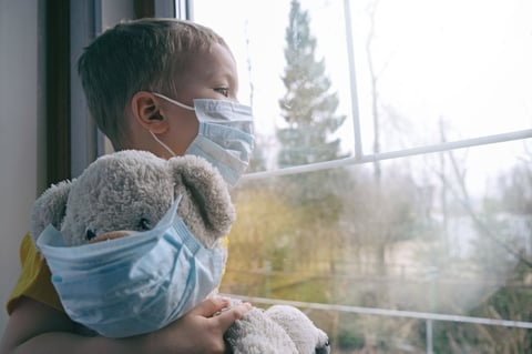 La nouvelle complication COVID pour les enfants